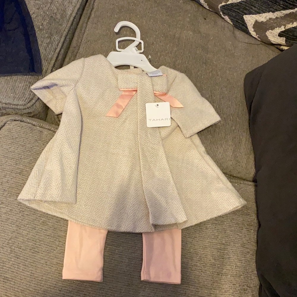Brand NWT baby outfit Size 3-6 months